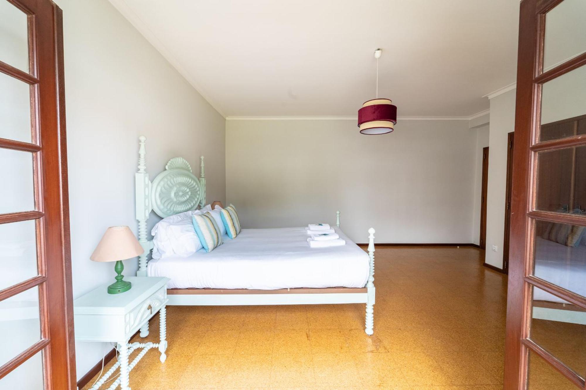 Amorosa Villa, 500M From The Beach By House And People エクステリア 写真
