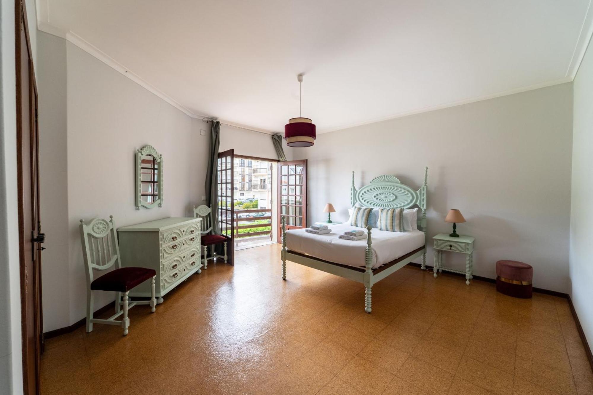 Amorosa Villa, 500M From The Beach By House And People エクステリア 写真
